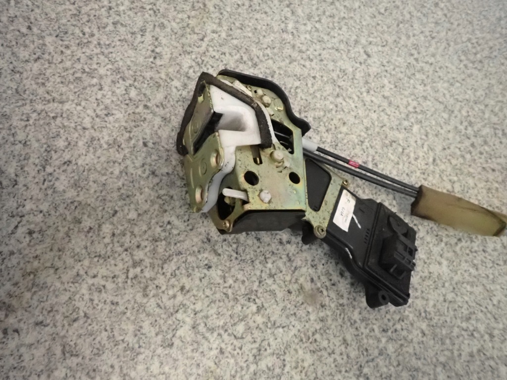 фото №3, Mazda 6 gg 02 - 07 замок двері задніх лівих