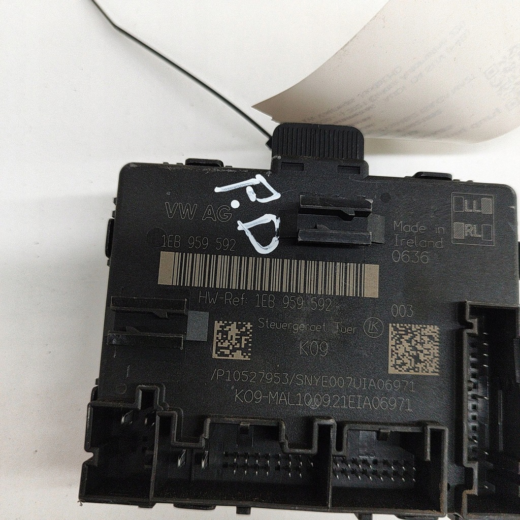 фото №6, Audi q4 sportback e-tron 2021 перед сторона правая блок управления / модуль дверь