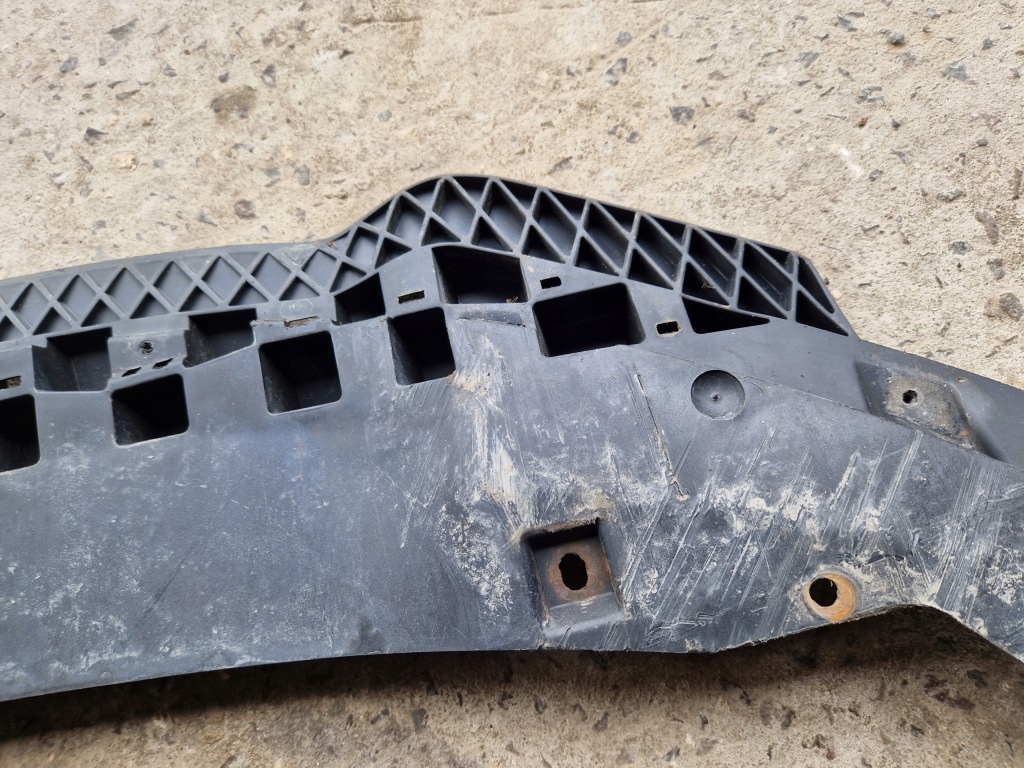 Накладка защита плита бампера передний audi a3 8p lift 8p0807233 Доставка