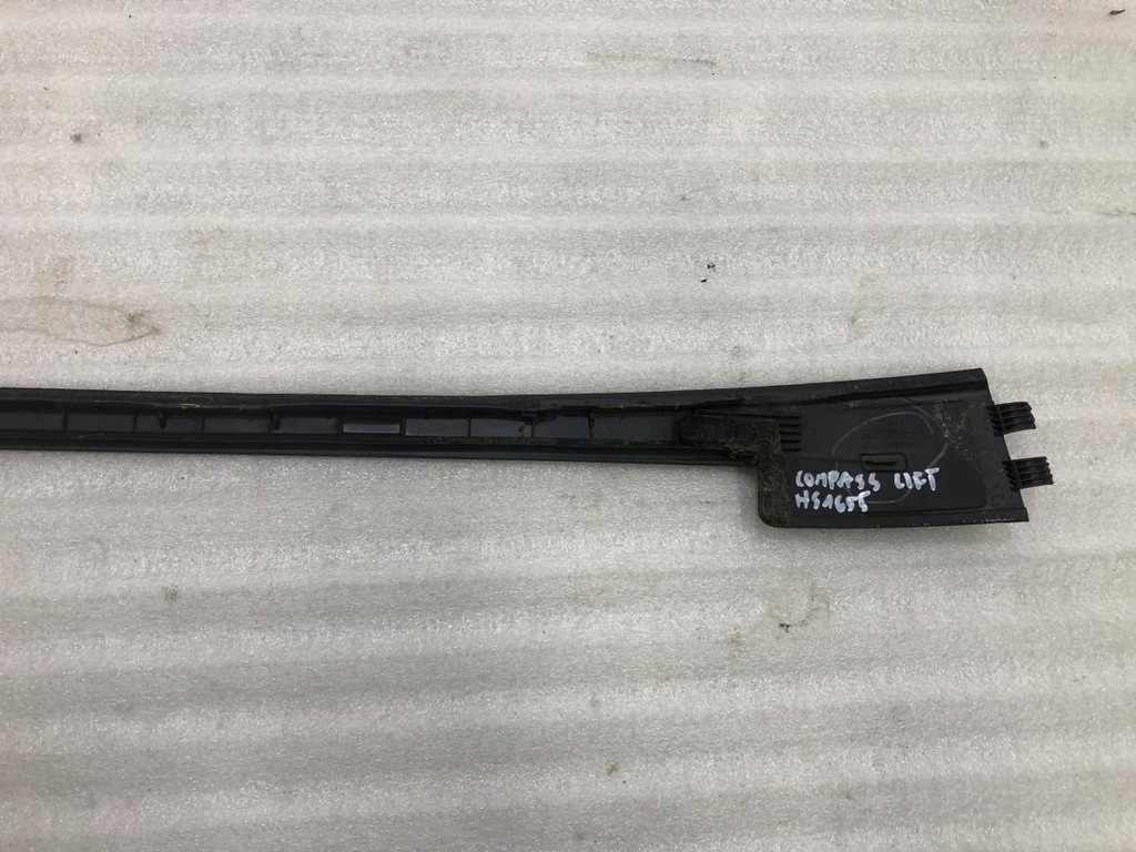 фото №7, Молдинг стекло лобовое левая jeep compass i 05182561