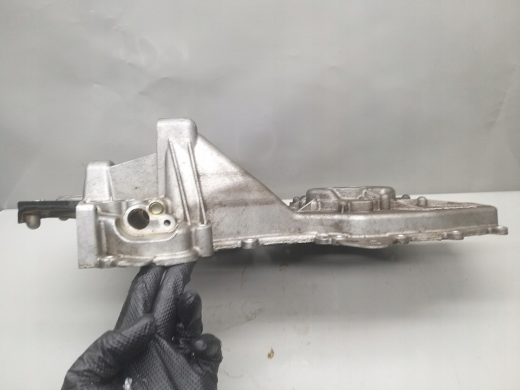 фото №9, Корпус розподільного валу насос dacia sandero ii clio v 1.0 sce b4de411 135029068r