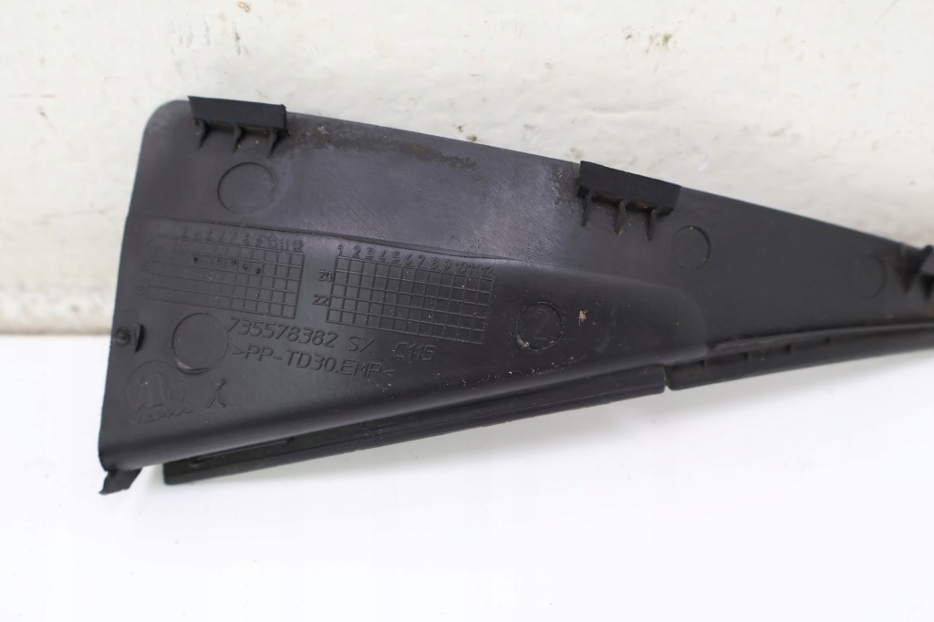 фото №4, Jeep renegade треугольник молдинг жабо левая 735578382