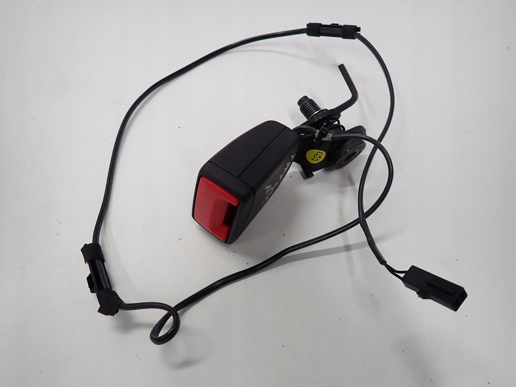 фото №1, Кліпса поперечина ременів правий задня porsche taycan 20r