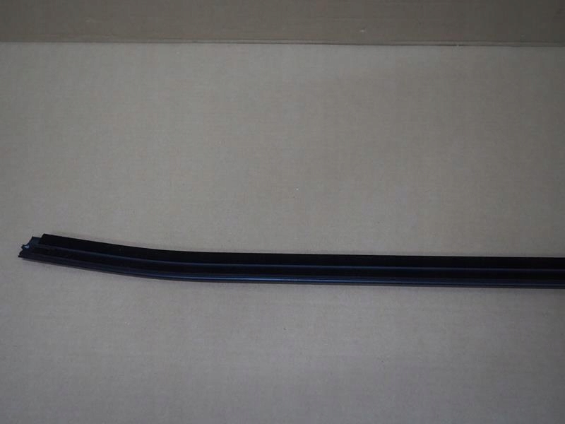 фото №5, Молдинг уплотнитель parapet правый перед tucson iv