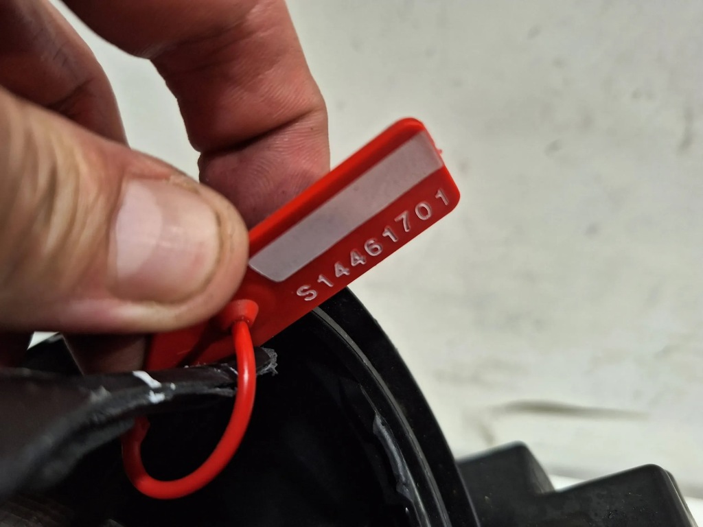 фото №13, Лампа перед права 9829465380 opel corsa f 19-