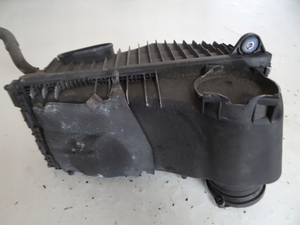 фото №1, Корпус фильтра воздуха 7l6129601q audi q7