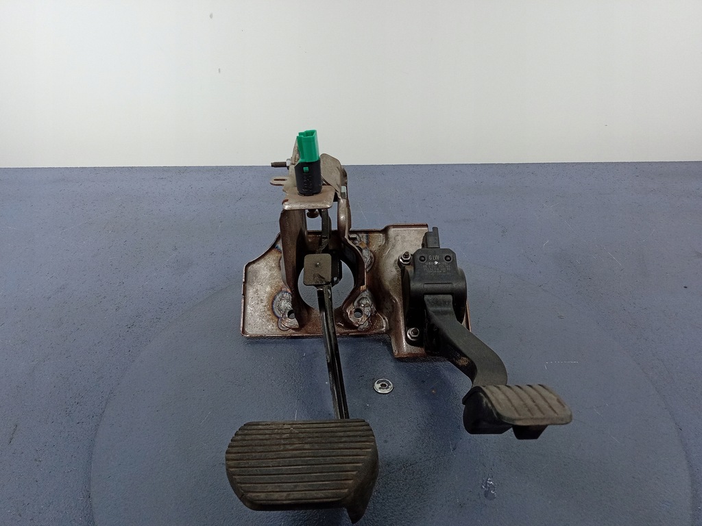 фото №1, Citroen c4 i педали газа тормоза автоматическая коробка передач