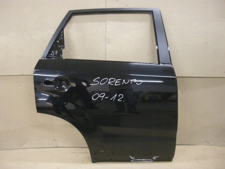 фото №1, Kia sorento 2009 дверь правое задняя