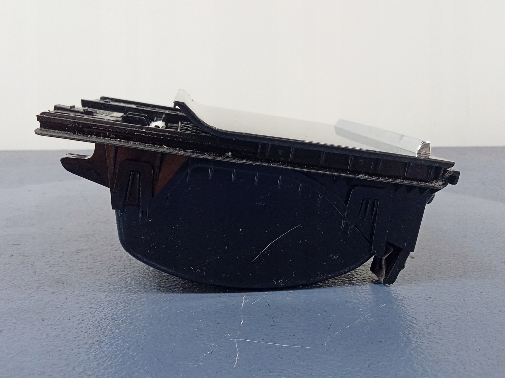 фото №5, Skoda octavia iii бардачок пепельница 5e1863077a