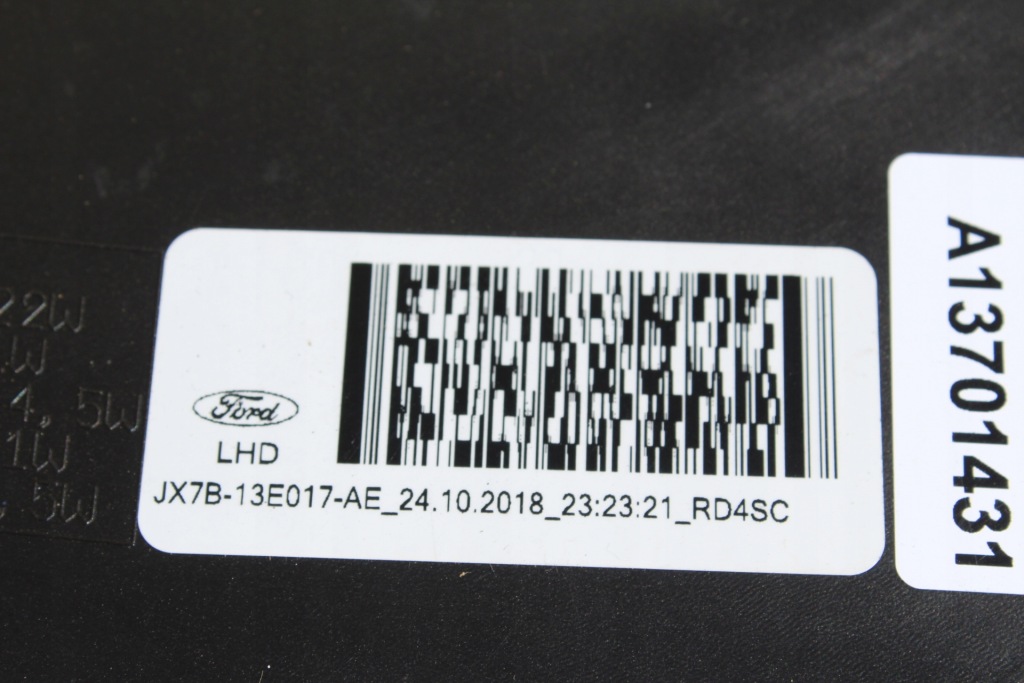 Лампи бампер капот перед ford focus mk4 vignale Доставка