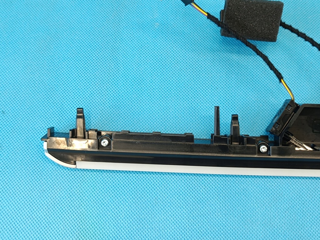 фото №9, Skoda karoq 2020r 1,5 tsi 110kw молдинг dekor консоли led 57b947195a