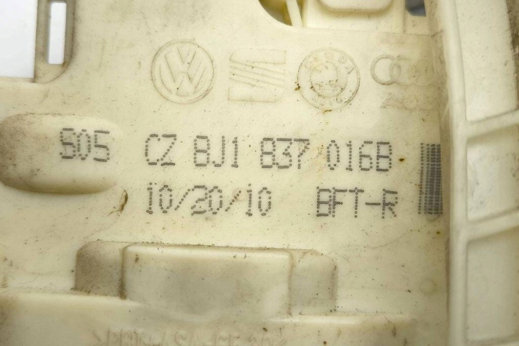 фото №8, Замок правых передних дверь porsche cayenne 92a 8j1837016b 3.6l