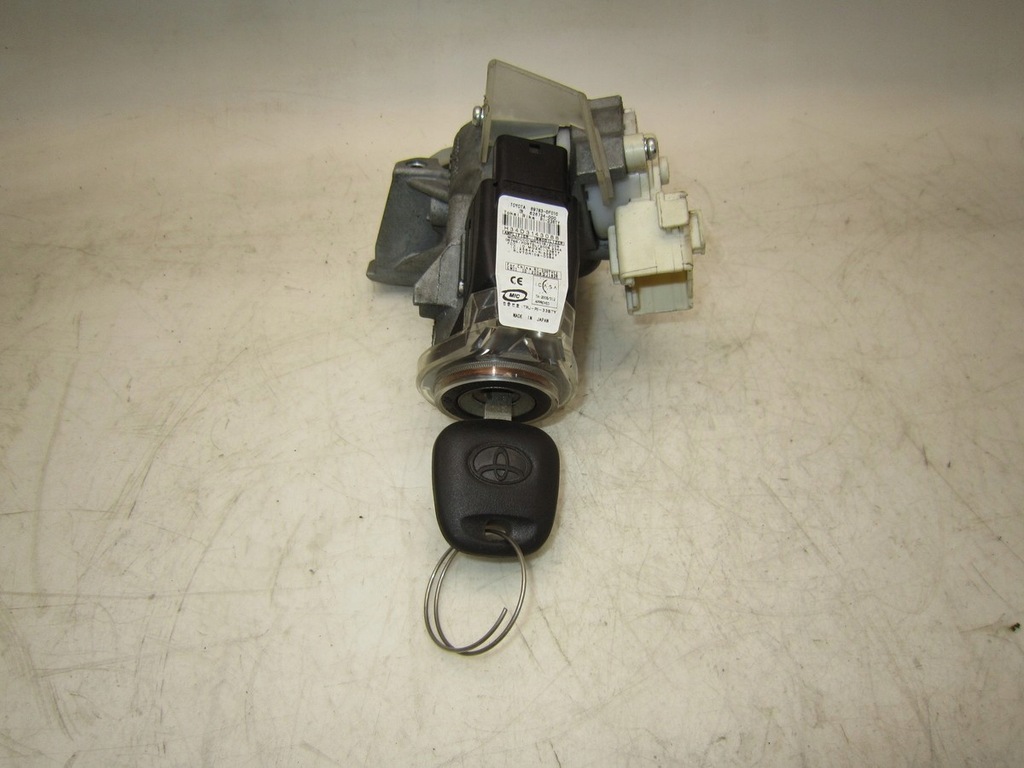 фото №1, Toyota auris i avensis t27 замок запалювання