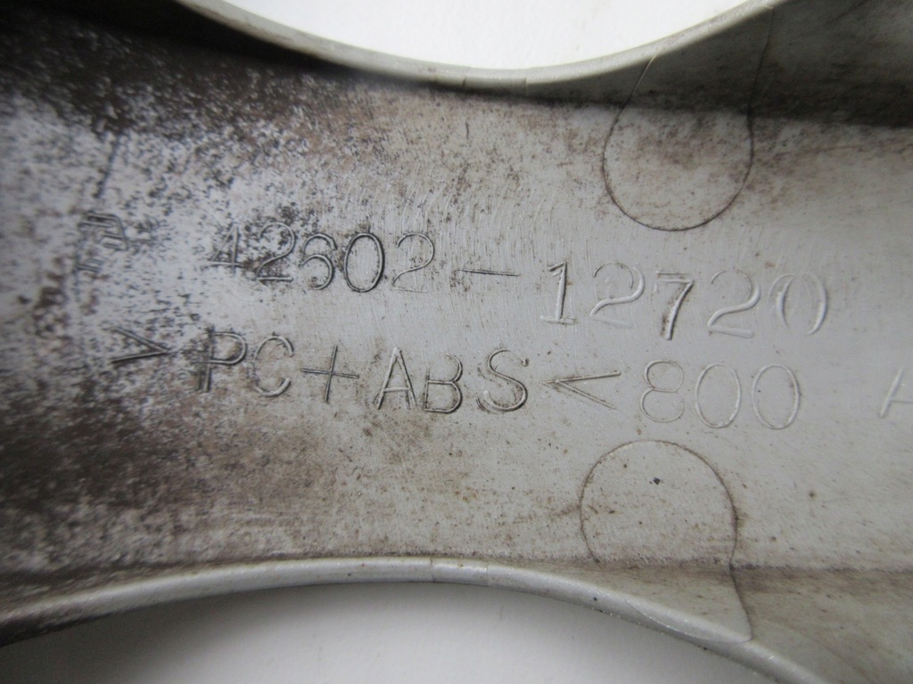 фото №11, Колпак крышка toyota corolla e15 auris 42602-12720