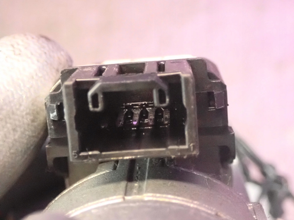 фото №11, Toyota corolla e12 00-08 2.0 замок запалювання ключ pod імобілайзер 45020024