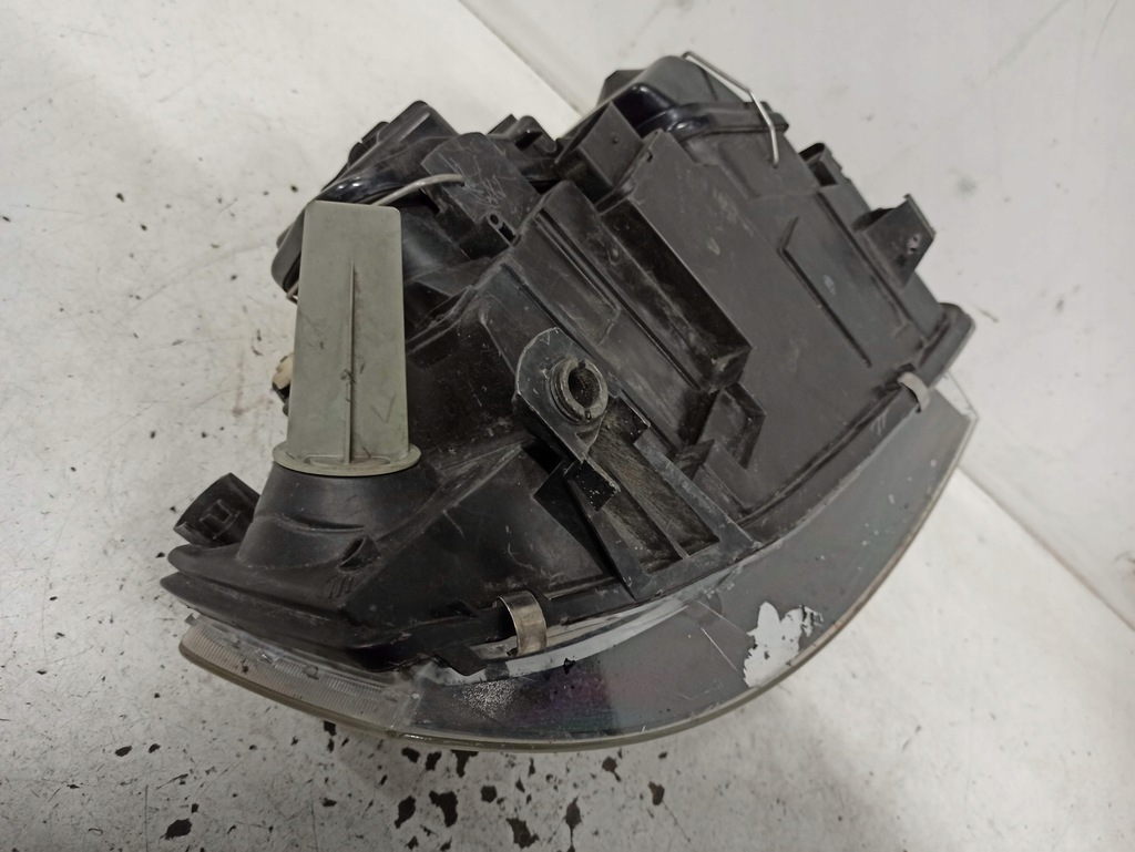 фото №16, Audi a4 b6 cabrio лампа права передня 8h0941004p