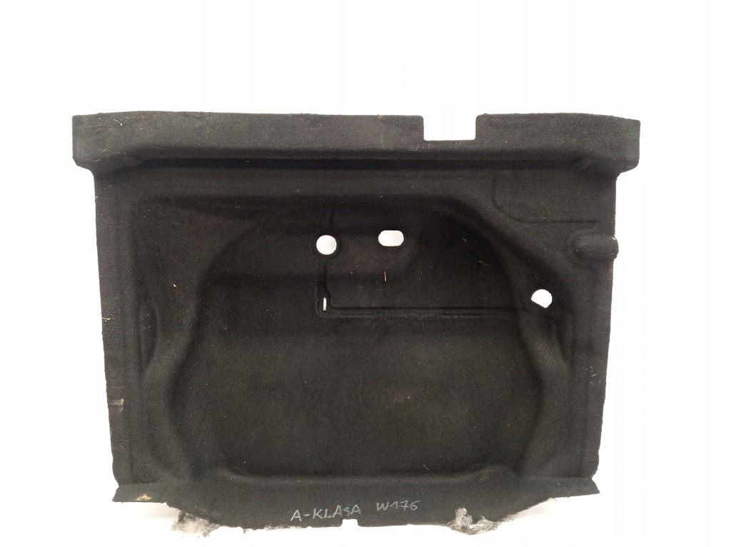 фото №1, Mercedes a-klasa w176 обшивка багажника