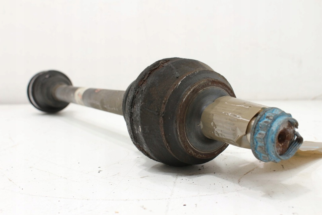 фото №3, Привідний вал правий задня mercedes w205 a2053506714 2.2 cdi