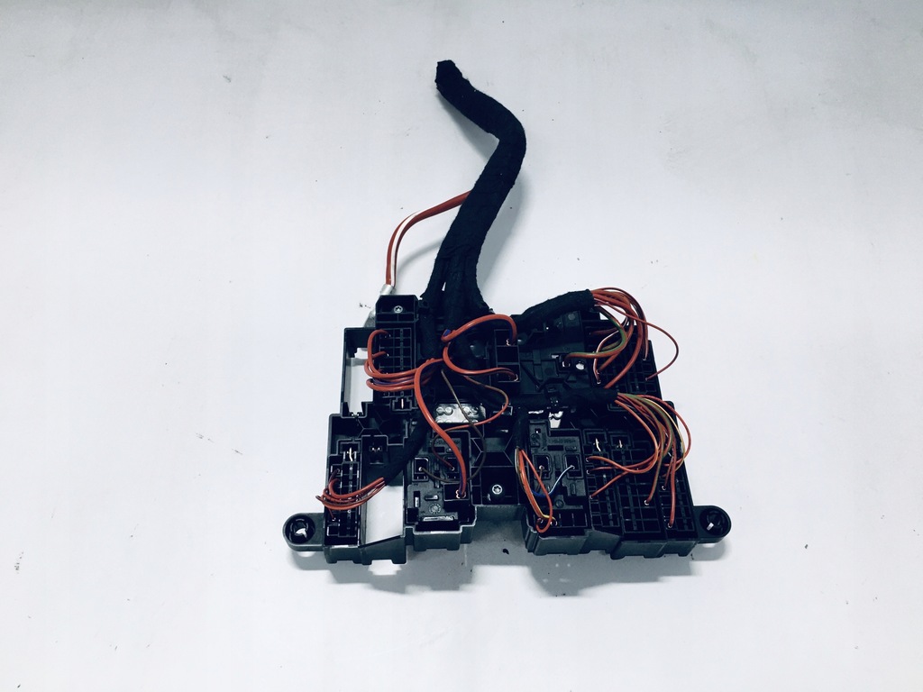 фото №1, Коробка запобіжників mercedes-benz оригінальний номер a1779061102