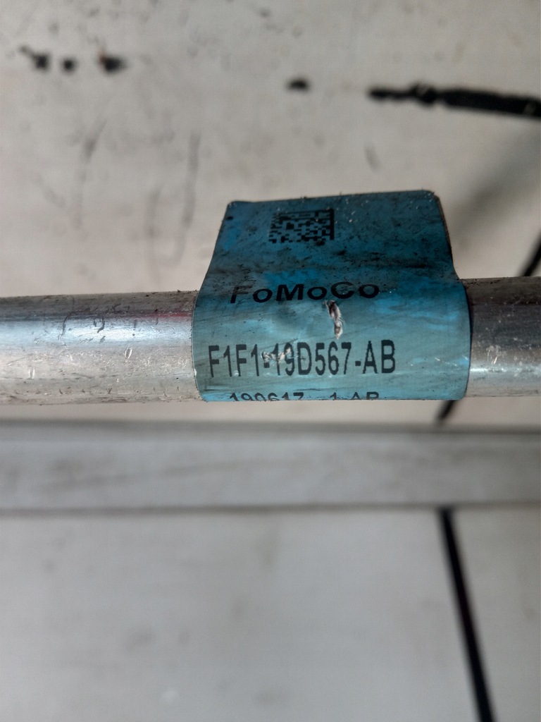 фото №16, Шланг кондиционера ford c-max focus kuga connect