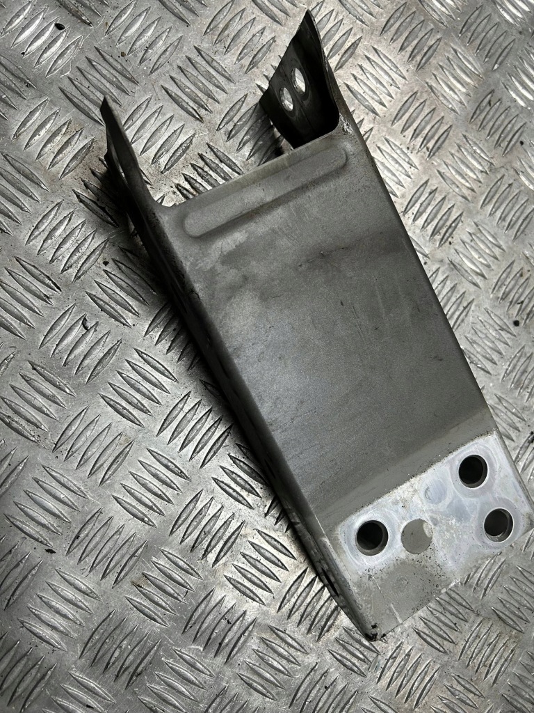 фото №6, Зона деформации отбойник левый правый перед комплект range rover velar l560