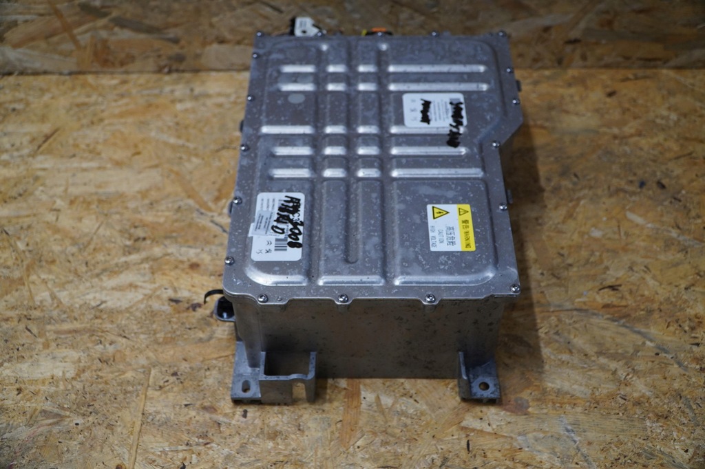 фото №5, Зарядний пристрій 9838429280 peugeot 3008 ii 1.6 thp hybrid 19-