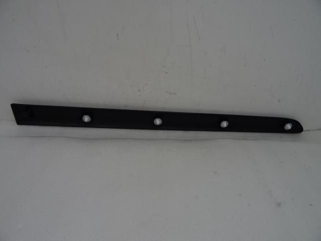 Peugeot 207 молдинг дверь левая задняя новая структура!!! с Разборки