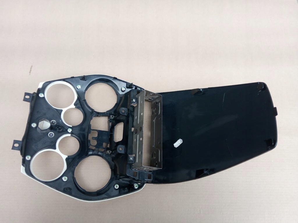 фото №8, Ford ka mk2 2008-15r. - панель рамка консоли