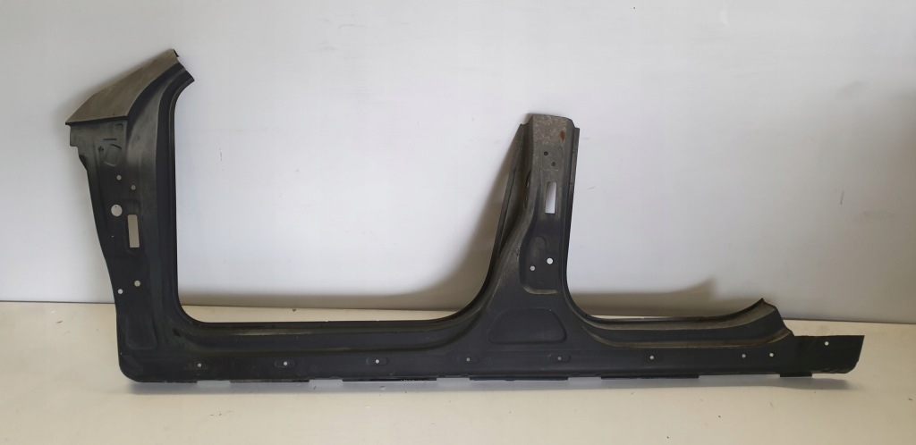 фото №1, Vw passat b6 3g5 sedan обшивка левая порог 2005-2010r.