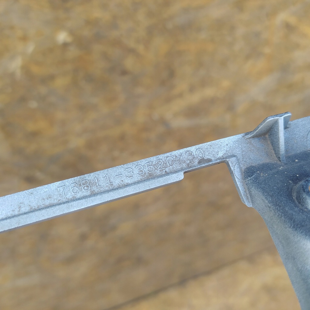 фото №7, Накладка накладка крышки toyota camry 2017-2020