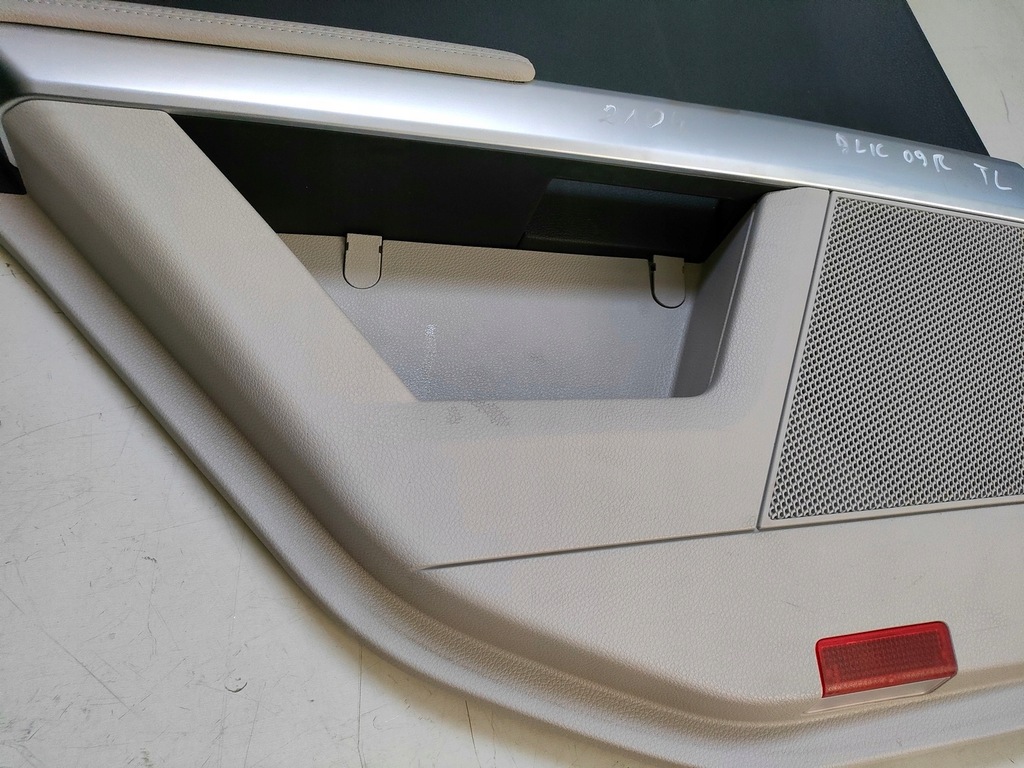 фото №6, Mercedes glk обшивка двері лівий задня