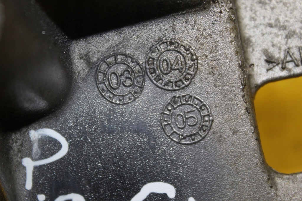 Кронштейн генератора golf v 2.0 tfsi bpy 06f903143e с Разборки