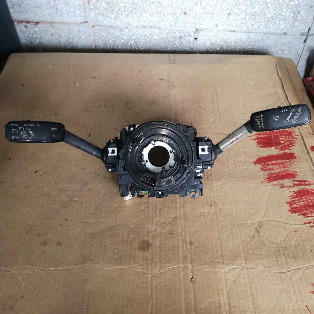 фото №1, Перемикач комбінований важіль volkswagen оригінальний номер 5q0953507gd