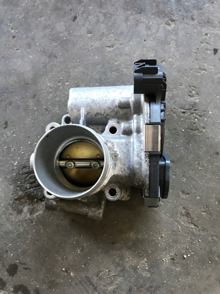 фото №1, Opel meriva b 1.4t дроссельная заслонка 55565489