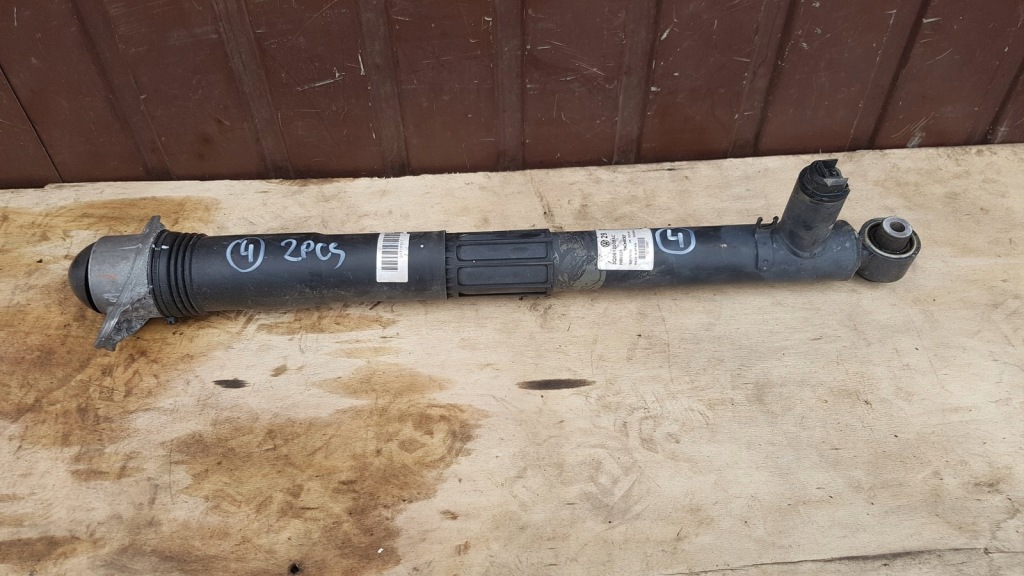 фото №1, Амортизатор задня vw passat b8 3q0512009ac