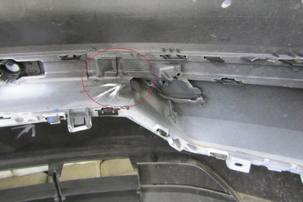 фото №13, Бампер перед передній volvo ex30 ex 30 23- logo