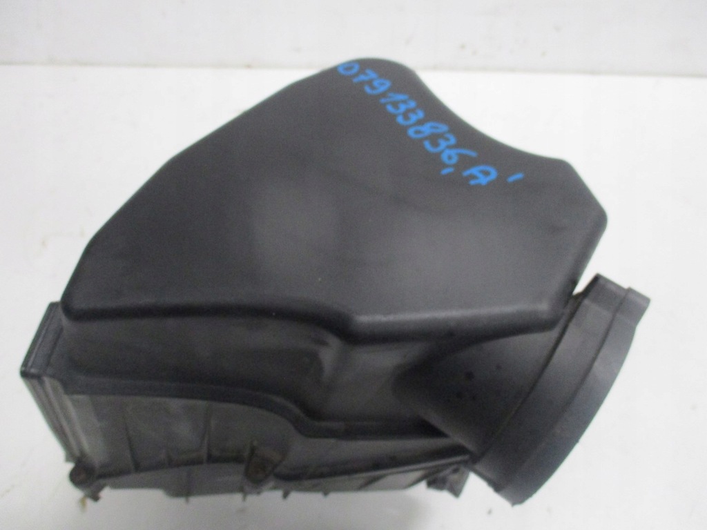 фото №5, Корпус фильтра воздуха 079133836a