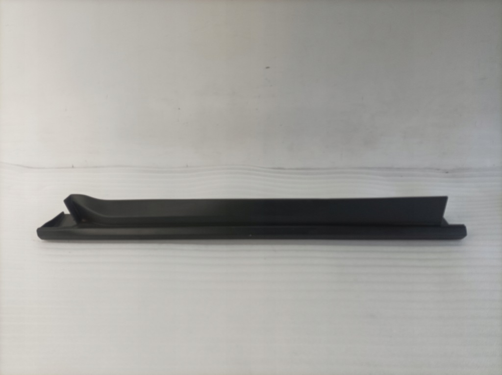 Купити Молдинг поріг ліва ford transit courier tournro courier et76-10155-ab