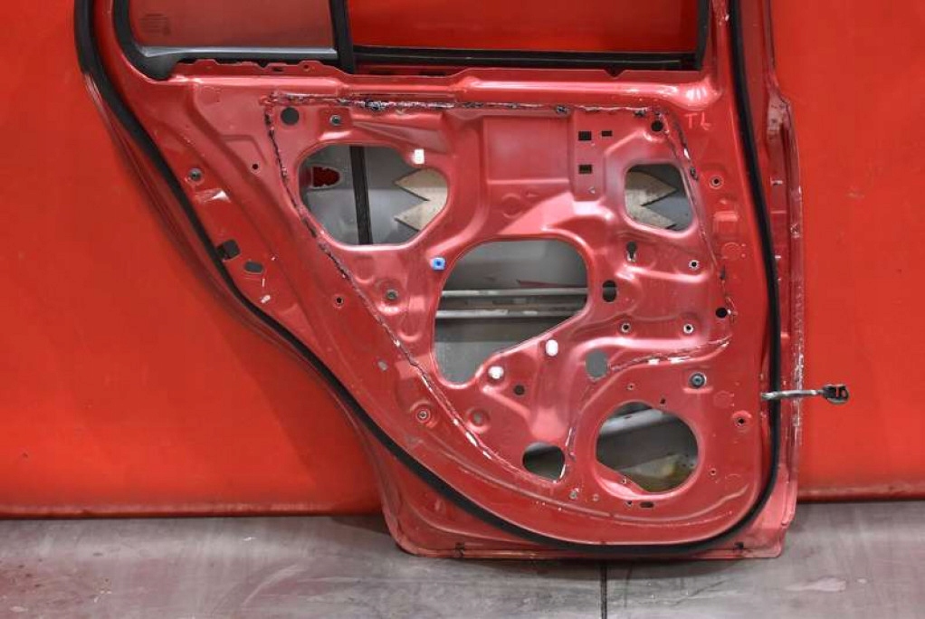 фото №15, Дверь левая задняя задние бордовые nissan micra k13 hb 10-13