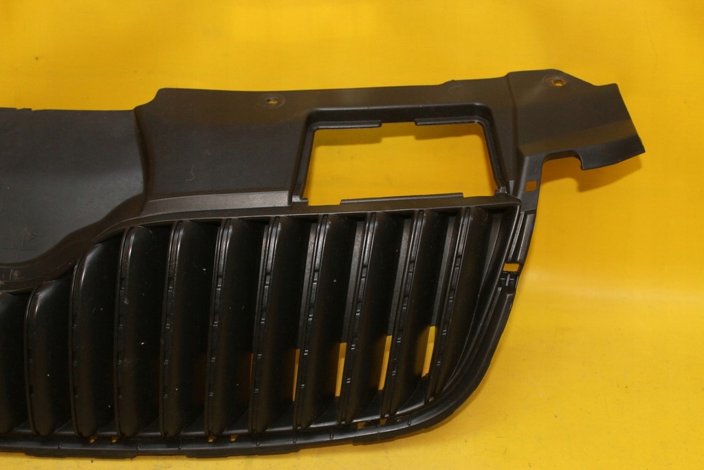 фото №4, Решётка радиатора решётка радиатора перед roomster 6q0122101cb