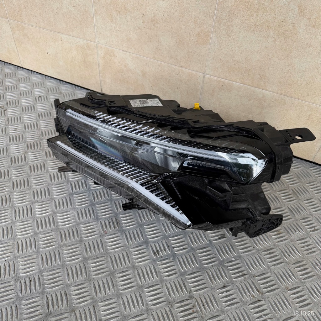 Фара ліва правий ліхтарі  передні комплект citroen c5 aircross рестайлінг  full led Оригінал