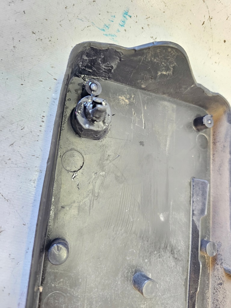 Рамка под номерной знак mercedes eqc amg w293 293 2019 - передок  a2938850801 Оригинал