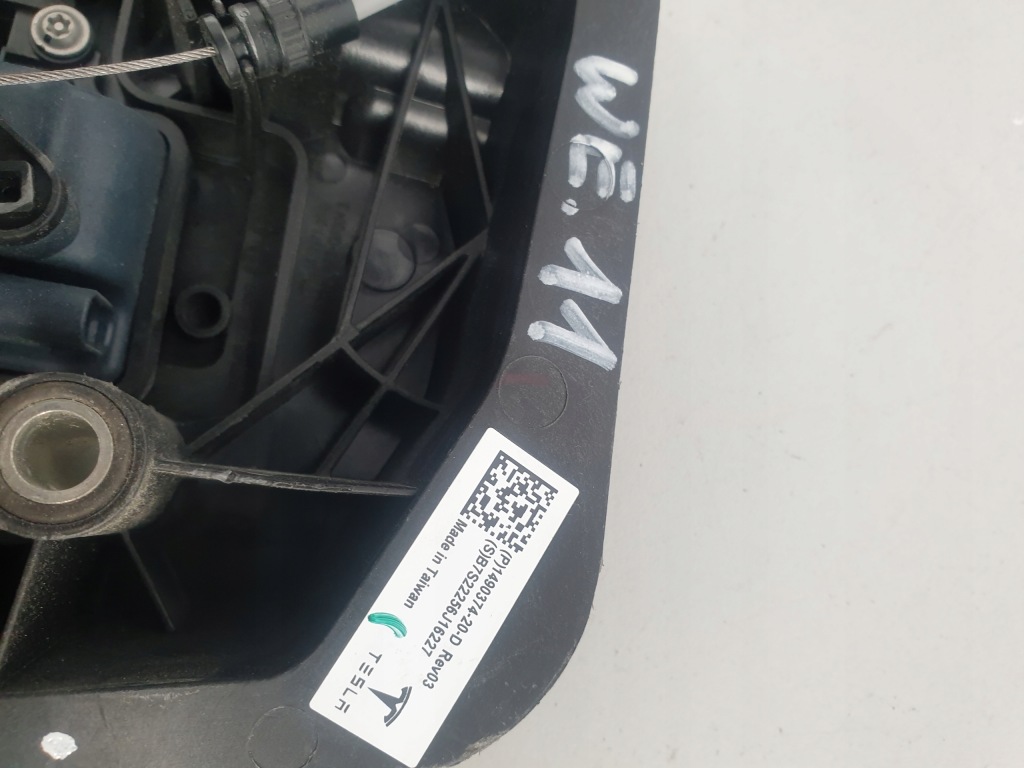 фото №10, Tesla y iii port роз'єм заряджання 1490374-20-d