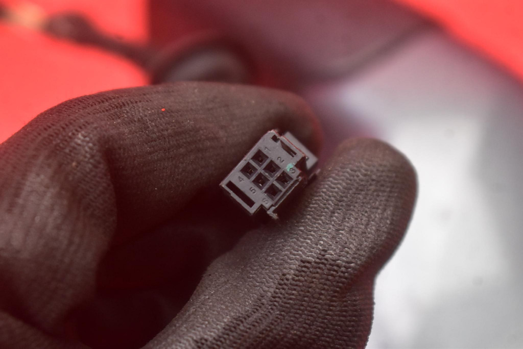 фото №9, Зеркало левая kthc 0208199 eu peugeot 3008 1 i 10-13 6 pin