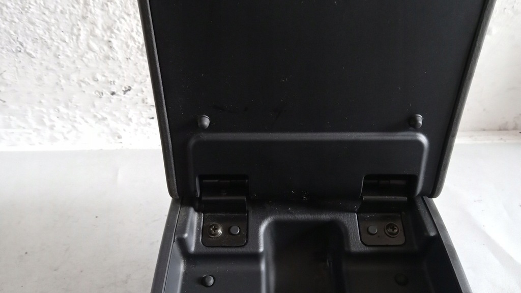 фото №9, Chrysler 300c dvd підлокітник бардачок тунель