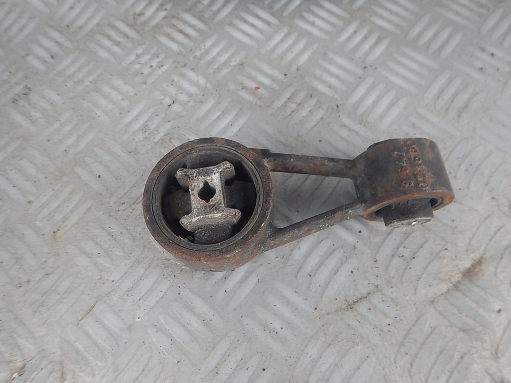 фото №1, Citroen c8 peugeot 807 lift 2.0 16v кронштейн подушка