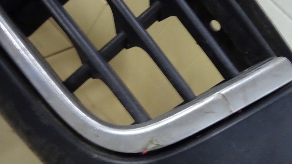 фото №10, Audi a8 d2 lift накладка бампера перед 4d0807110