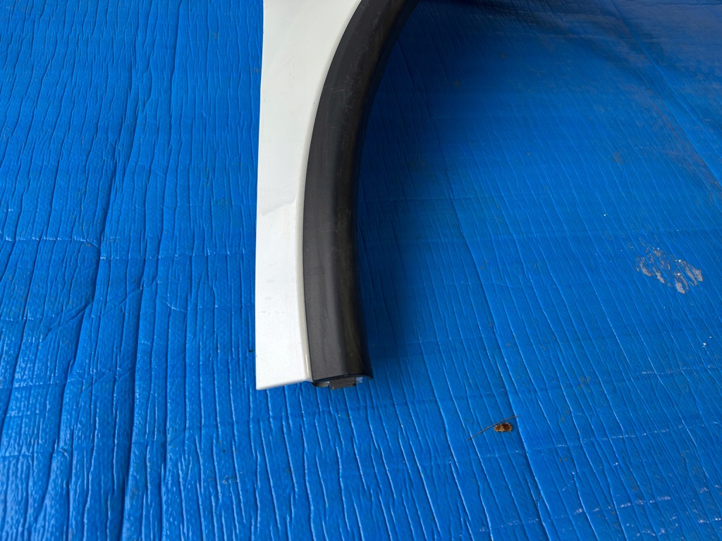 Tesla y 25- 1493472-00-c juniper крыло  передний правый  камера oem оригинал . Киев