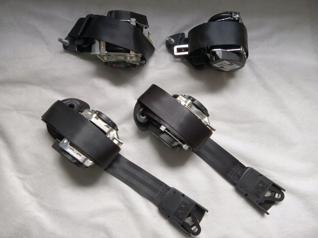 фото №1, Opel corsa f ремни безопасности