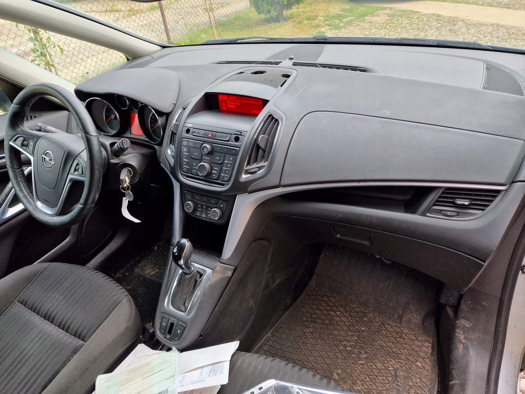 фото №1, Панель приладів панель приладів консоль подушка безпеки opel zafira c